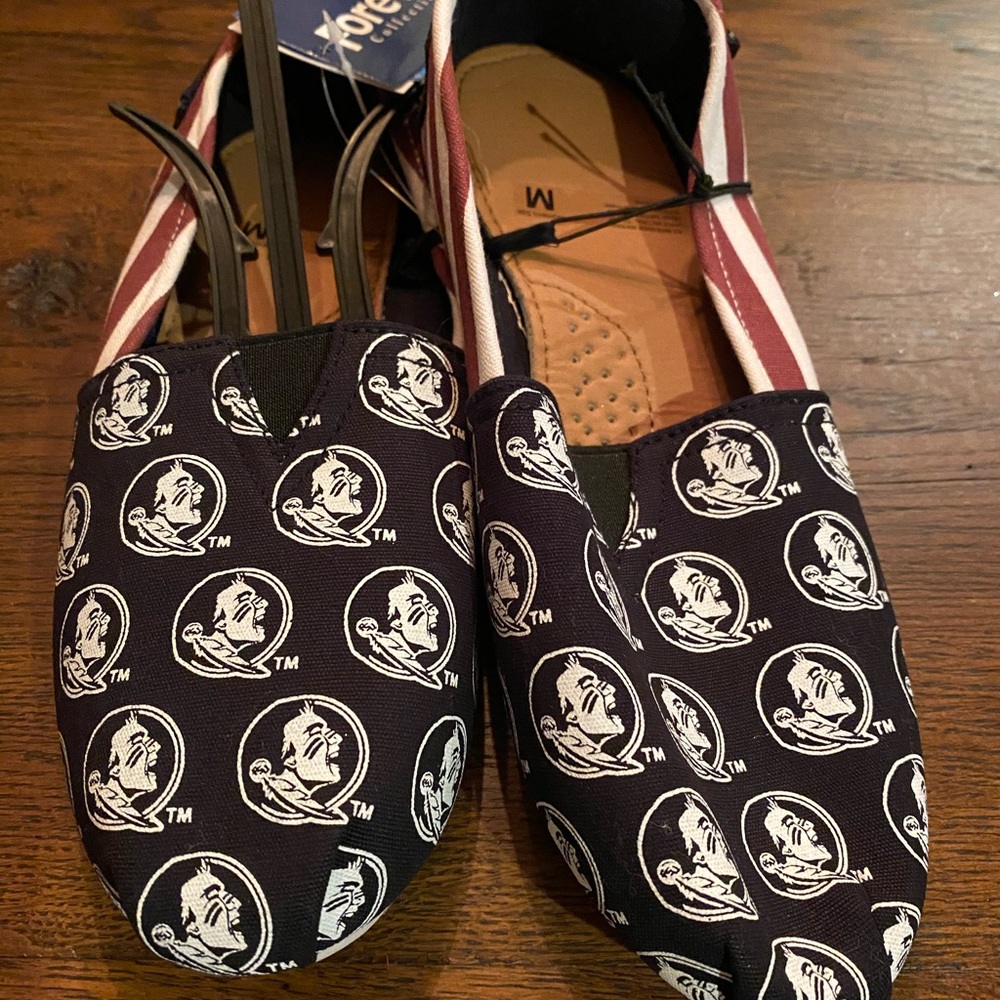FSU slip on espadrille shoes NWT Size M (7-8)